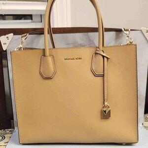 Michael Kors Studio Mercer Large Convertible Tote - Camel